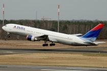 Delta Air Lines, Boeing 767-332ER, N1608, c/n 30573/788, in TXL