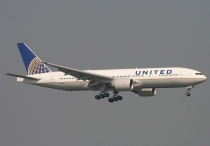 United Airlines, Boeing 777-224ER, N79011, c/n 29859/227, in HKG
