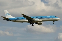 KLM Cityhopper, Embraer ERJ-190STD, PH-EZB, c/n 19000235, in HAM