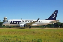 LOT - Polish Airlines, Embraer ERJ-170STD, SP-LDA, c/n 17000023, in TXL