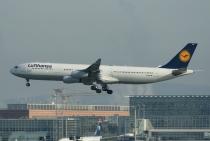 Lufthansa, Airbus A340-313X, D-AIFB, c/n 355, in FRA
