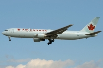 Air Canada, Boeing 767-333ER, C-FMWU, c/n 25585/597, in FRA