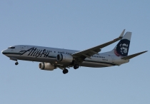 Alaska Airlines, Boeing 737-890(WL), N517AS, c/n 35197/2770, in SEA