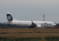 Alaska Airlines, Boeing 737-890(WL), N525AS, c/n 35692/2859, in SEA