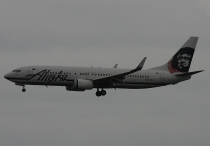 Alaska Airlines, Boeing 737-890(WL), N577AS, c/n 35186/2221, in SEA