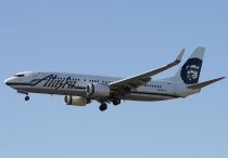 Alaska Airlines, Boeing 737-890(WL), N588AS, c/n 35685/2454, in SEA