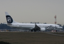 Alaska Airlines, Boeing 737-890(WL), N589AS, c/n 35686/2458, in SEA