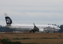 Alaska Airlines, Boeing 737-890(WL), N590AS, c/n 35687/2478, in SEA