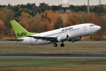 Air Baltic, Boeing 737-522, YL-BBM, c/n 26680/2366, in TXL