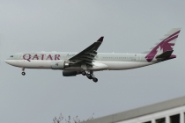 Qatar Airways, Airbus A330-202, A7-ACM, c/n 849, in TXL
