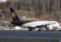 UPS - United Parcel Service, Boeing 757-24APF, N428UP, c/n 25459/485, in BFI