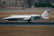 Vista Jet, Bombardier Learjet 60XR, OE-GLX, c/n 60-332, in TXL
