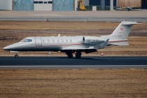 Vista Jet, Bombardier Learjet 40XR, OE-GVA, c/n 45-2079, in TXL