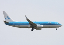 KLM - Royal Dutch Airlines, Boeing 737-8K2(WL), PH-BXV, c/n 30370/2205, in BCN