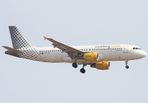 Vueling Airlines, Airbus A320-214, EC-JTQ, c/n 2794, in BCN