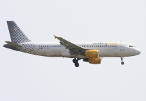 Vueling Airlines, Airbus A320-214, EC-KBU, c/n 1413, in BCN