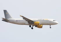 Vueling Airlines, Airbus A320-214, EC-KKT, c/n 3293, in BCN