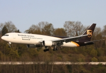 UPS - United Parcel Service, Boeing 767-34AERF, N329UP, c/n 27755/756, in BFI