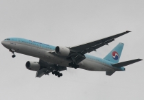 Korean Air, Boeing 777-2B5ER, HL7598, c/n 27949/356, in SEA