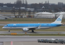 KLM Cityhopper, Embraer ERJ-190LR, PH-EZF, c/n 19000304, in AMS