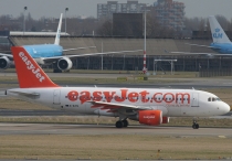 EasyJet Airline, Airbus A319-111, G-EZIV, c/n 2565, in AMS