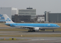 KLM - Royal Dutch Airlines, Airbus A330-203, PH-AOH, c/n 811, in AMS