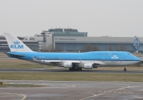 KLM - Royal Dutch Airlines, Boeing 747-406M, PH-BFK, c/n 25087/854, in AMS