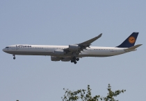 Lufthansa, Airbus A340-642, D-AIHM, c/n 762, in PEK
