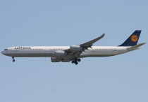 Lufthansa, Airbus A340-642, D-AIHO, c/n 767, in PEK