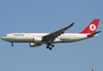 Turkish Airlines, Airbus A330-203, TC-JNA, c/n 697, in PEK