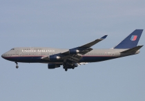 United Airlines, Boeing 747-422, N127UA, c/n 28813/1221, in PEK