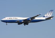 United Airlines, Boeing 747-422, N199UA, c/n 28717/1126, in PEK
