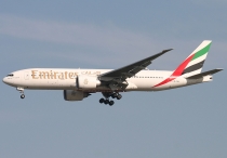 Emirates Airline, Boeing 777-21HLR, A6-EWA, c/n 35572/654, in PEK