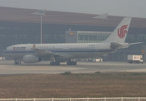 Air China, Airbus A330-243, B-6130, c/n 930, in PEK