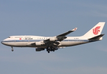 Air China, Boeing 747-4J6M, B-2460, c/n 24348/792, in PEK