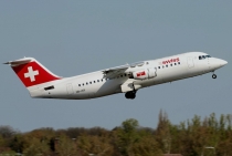 Swiss Intl. Air Lines, British Aerospace Avro RJ100, HB-IXR, c/n E3281, in TXL