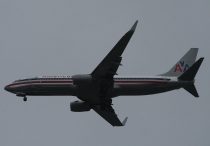 American Airlines, Boeing 737-823(WL), N991AN, c/n 30920/2945, in SEA