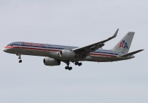 American Airlines, Boeing 757-223(WL), N650AA, c/n 24608/384, in SEA