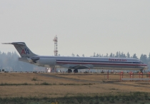 American Airlines, McDonnell Douglas MD-83, N962TW, c/n 53612/2265, in SEA