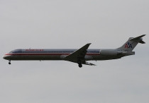 American Airlines, McDonnell Douglas MD-83, N965TW, c/n 53615/2268, in SEA
