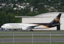 UPS - United Parcel Service, Boeing 767-34AERF, N338UP, c/n 37944/988, in BFI