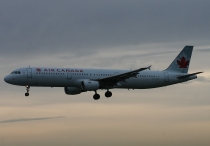 Air Canada, Airbus A321-211, C-GJVX, c/n 1726, in YVR