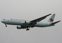 Air Canada, Boeing 767-333ER, C-FMWV, c/n 25586/599, in YVR