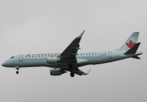 Air Canada, Embraer ERJ-190AR, C-FHKS, c/n 19000064, in YVR