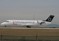 Air Canada Jazz, Canadair CRJ-200ER, C-GQJA, c/n 7963, in YVR