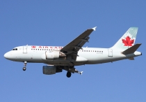 Air Canada, Airbus A319-114, C-FYJG, c/n 670, in YVR