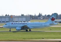 Air Canada, Airbus A320-211, C-GJVT, c/n 1719, in YVR