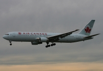Air Canada, Boeing 767-333ER, C-FMXC, c/n 25588/606, in YVR
