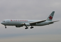 Air Canada, Boeing 767-375ER, C-GHOZ, c/n 24087/249, in YVR