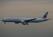 Air Canada, Boeing 777-333ER, C-FITL, c/n 35256/620, in YVR